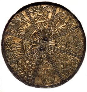 Art Scythian (skytisk eller skytisk civilisation): sølvspejl dækket af guld fra tumulus n°4 i Kelermes, Krasnodar-regionen til Kuban i Rusland (650-620), 7. århundrede f.Kr. Sankt Petersborg, Eremitagemuseet