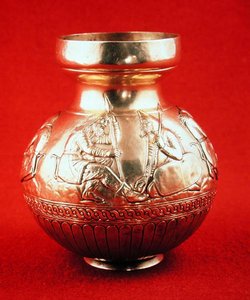 Kande med scener af skytisk liv, fra Kul Oba på Krim, Ukraine (guld) af Scythian
