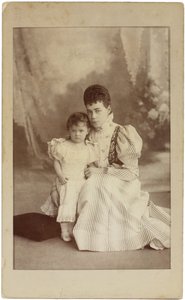 Storhertuginde Xenia Alexandrovna af Rusland med datteren Irina, ca. 1882