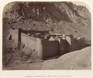 Kloster St. Katherine med Jebel Músá i baggrunden