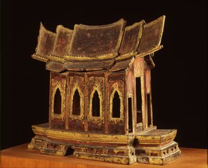 Model af et tempel fra Ayutthaya-perioden (forgyldt træ)