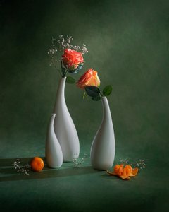 Stilleben med orange roser af Siyu_Wei APA