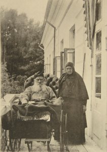 Den russiske forfatter Leo Tolstoj med sin søster Maria Nikolaevna, Rusland, 1900-tallet