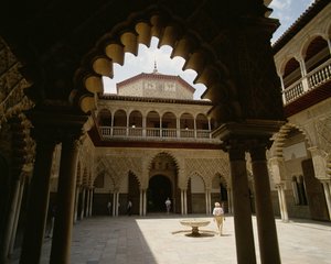 Gårdhave i Real Alcazar af Spanish School