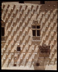 Udsigt over gotisk facade (1493-1517) af Spanish School