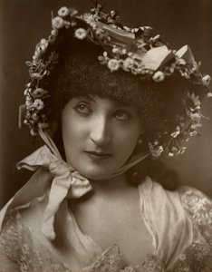 Miss Mulholland, skuespillerinde, 1884 af St James
