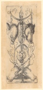 Ornamentalt panel med to vildsvinehoveder foroven, to hjortehoveder forneden og et horn i midten, blad 8 fra serien „Ornamenter eller grotesker“ af Stefano della Bella