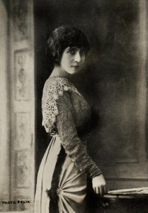 Portræt af den franske kunstner Eve Lavalliere ( 18 66