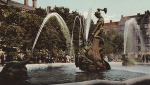 Stockholm: Fontanen "Tors Fiske" (farvet foto)