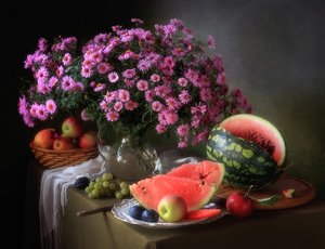 Asterblomster og frugt af Tatyana Skorokhod