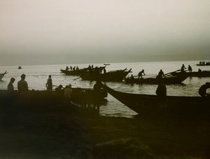 Japansk fisker på havet, ca. 1900 - 1915 (fotografi) af Teijiro Takagi
