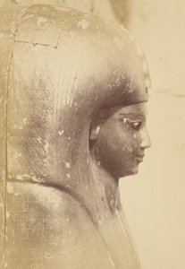 Nærbillede af sarkofagen af dronningen Aah-Hotep (profil) af Théodule Devéria