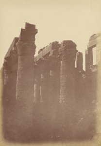Luk udsigt over søjlerne i Hypostyle Room, Karnak af Théodule Devéria