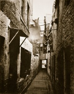 Close, 101 High Street, Glasgow, ca. 1878