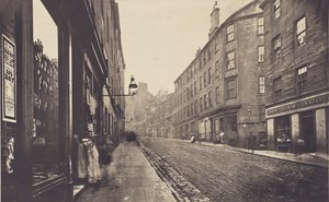 I spidsen af High Street. af Thomas Annan