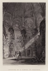 Interiør af et tempel i Benares (farve litho)
