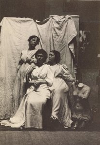 [Cook-fætrene i klassisk dragt i Eakins’ atelier på Chestnut Street] af Thomas Eakins
