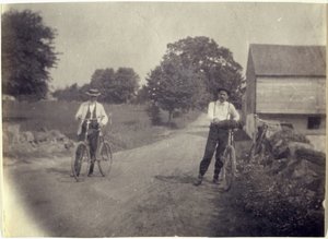 Samuel Murray og Benjamin Eakins på cykler, ca. 1895-1899. af Thomas Eakins