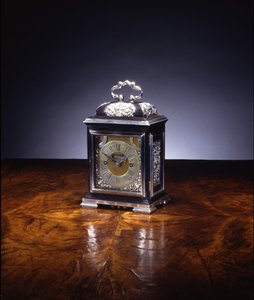 Miniature slående beslagsur, nr. 222, ca. 1695 (sølv og ibenholt) (se også 834229-32)