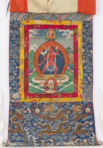 Dakini, maleri fra 1800-tallet, tekstilkanter fra det 19. og 18. århundrede af Tibetan School