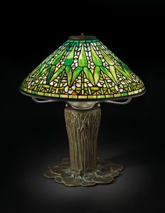 Arrowhead bordlampe, ca. 1910 (blyet glas og bronze) af Tiffany and Company