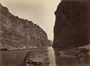 Black Cañon, Colorado River, ser nedenunder, nær Camp 7, 1871 af Timothy OSullivan