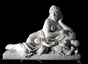 Medee tænker på at dræbe sine børn Marmorskulptur af Tommaso Solari (1820-1897) 1863. Dim. 60x80x38 cm Fra Prince Odone di savoias samling. Genes, Art Gallery Moderna, inv. 744 af Tommaso Solari