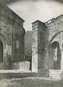 Klosteret San Pietro al Monte, Civate, Lombardiet, Italien, fotografi af Ugo Monneret de Villard, ca. 1910