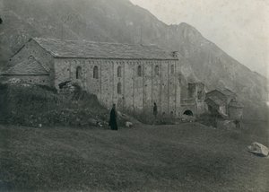 Klosteret San Pietro al Monte, Civate, Lombardiet, Italien, fotografi af Ugo Monneret de Villard, ca. 1910 af Ugo Monneret de Villard