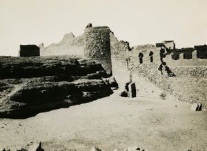 Simeons kloster, set fra sydøst, Aswan, Egypten, foto af Ugo Monneret de Villard af Ugo Monneret de Villard