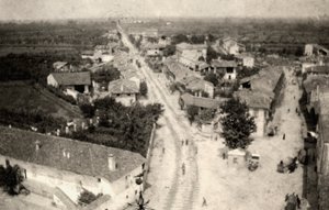Panoramabillede af romernes by, taget fra kirkens klokketårn under 1. verdenskrig (s/h foto)