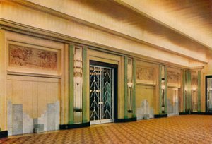 En udsigt over den nye balsal på Claridges Hotel som designet af Oswald P. Milne, 1933 af Unbekannt