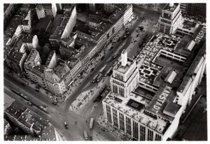 Luftfoto af Hermannplatz, Berlin Neukoelln, Tyskland, fra en Zeppelin, c1931 1933 af Unbekannt