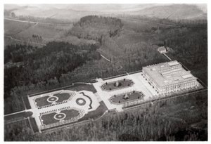 Luftfoto af Herrenchiemsee-paladset, Bayern, Tyskland, fra en Zeppelin, c1931 1933 af Unbekannt