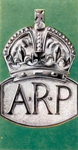 Air Raid Precautions, cigaretkort, britisk, 1938 af Unbekannt