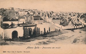 Albero Bello - Panorama af bjergene, c1910. af Unbekannt