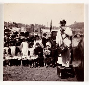 Strandunterhalter, um 1905