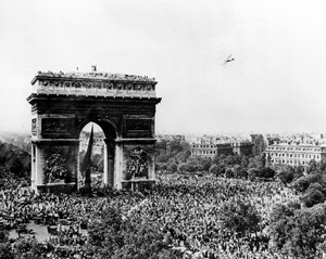 Fejring af befrielsen af Paris, 26. august 1944 af Unbekannt