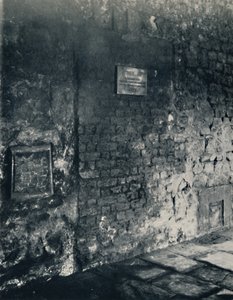 Charterhus. Food-Hatch and Doorway of a Monks Cell, in the Cloister, 1925 af Unbekannt