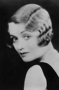Constance Bennett 1904-1965, amerikansk skuespillerinde, 20. århundrede af Unbekannt