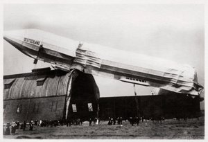 Crashed Zeppelin LZ 8 Deutschland II, Düsseldorf, Tyskland, 1911 1933 af Unbekannt