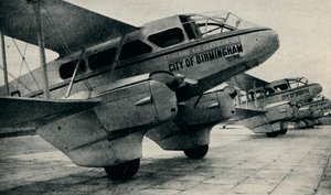 De Havilland DH89-fly brugt på nogle af Railway Air Service-ruterne, c1934 c1937 af Unbekannt