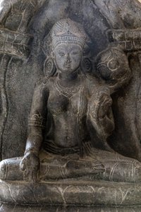 Delhi nationalmuseum. Gaja-Lakshmi (elefanter, der bruser vand på gudinden Lakshmi). Pala, Bihar fra det 9. århundrede e.Kr. Sten. Detalje. Indien. af Unbekannt