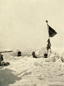 Gravning for at fastslå dybden af sne, der dækker et depot, c1908, 1909. af Unbekannt