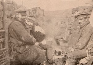 Middag i skyttegravene, c1915 1928 af Unbekannt