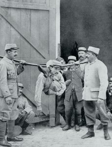 Distraktioner ved fronten, den menneskelige slange, Frankrig, Første Verdenskrig, 1915 af Unbekannt