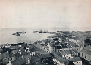 Donaghadee - Udsigt fra kirketårnet, viser havnen, 1895 af Unbekannt