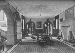Dunster Castle, Somerset - Earl of Carhampton, 1910 af Unbekannt