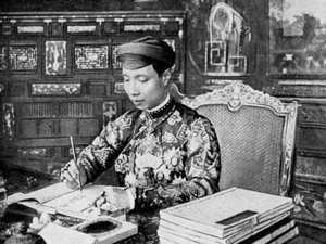 Kejser Khai Dinh 1885-1925, 12. kejser af Nguyen-dynastiet, Annam, Vietnam, 1922 af Unbekannt