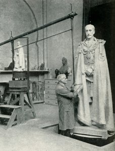 Europæisk billedhugger, 1947. af Unbekannt
